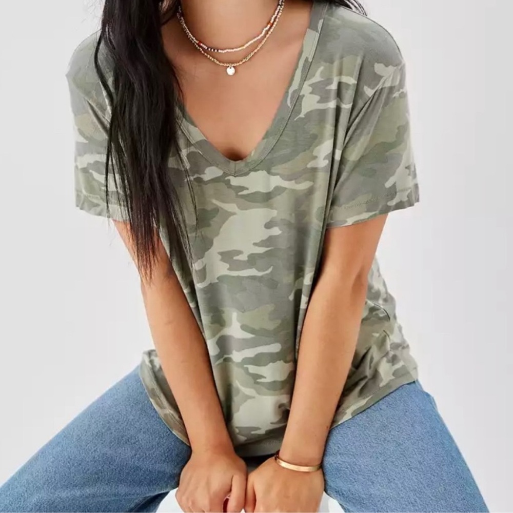 NWT AEO Soft & Sexy Camo Tee